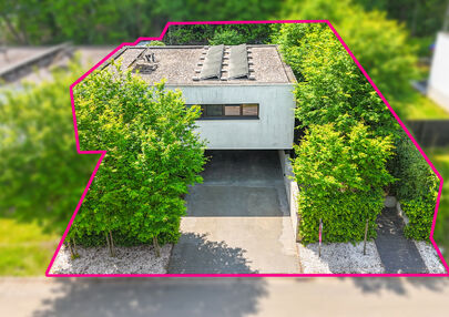 Bij ImmoFusion 7/7 &ldquo;open huis&rdquo; : klik op onze 3D-TOUR.
Ervaar vastgoed alsof je er zelf doorloopt!

Stap binnen in deze indrukwekkende halfopen bebouwing, quasi nieuw, gelegen in een rustige woonwijk van Beringen. Met een bewoonbare oppervlakte van 14