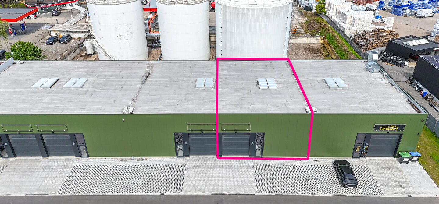 Bedrijfsgebouw te koop in Beringen