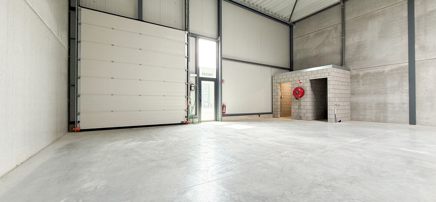 Bedrijfsgebouw te koop in Beringen