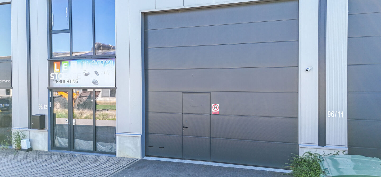 Bedrijfsgebouw te koop in Heusden-Zolder