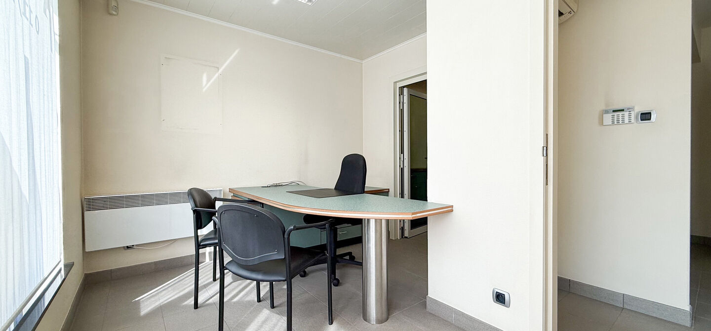 Commercieel centrum te koop in Heusden-Zolder