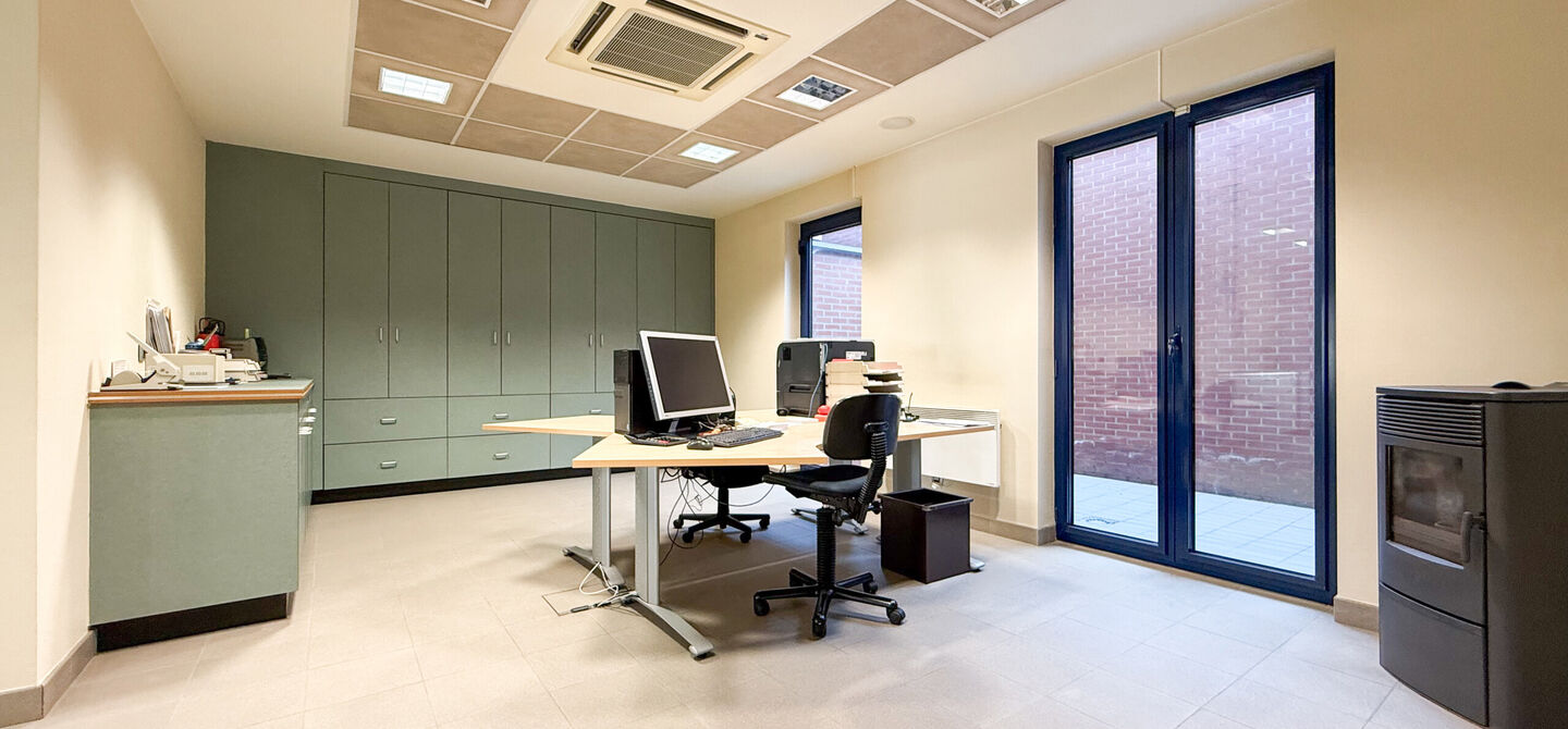 Commercieel centrum te koop in Heusden-Zolder