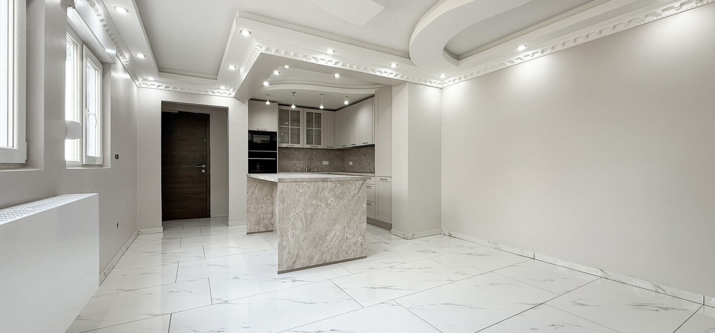 Bij ImmoFusion 7/7 “open huis” : klik op onze 3D-TOUR.
Ervaar vastgoed alsof je er zelf doorloopt!

Net buiten het centrum van Koersel vind je deze woning op een centrale locatie. Een mooie ligging: je wandelt naar het school op enkele minuutjes tijd,