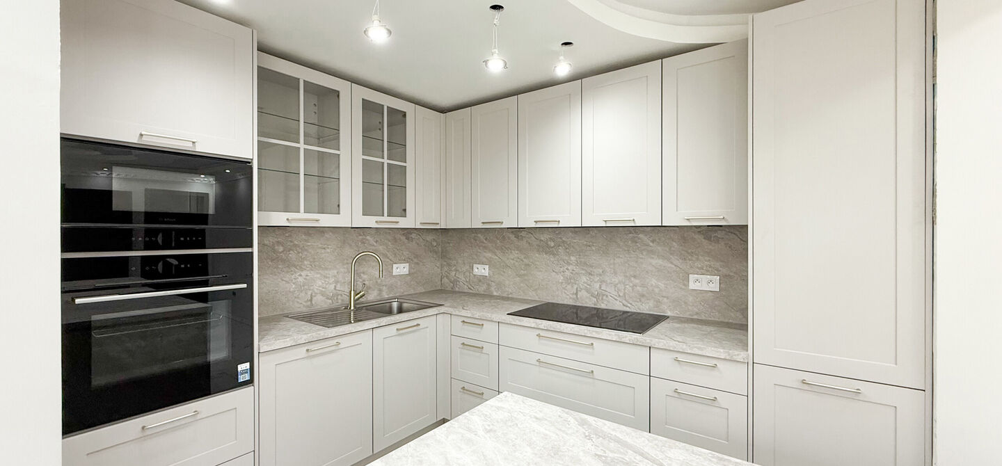 Bij ImmoFusion 7/7 “open huis” : klik op onze 3D-TOUR.
Ervaar vastgoed alsof je er zelf doorloopt!

Net buiten het centrum van Koersel vind je deze woning op een centrale locatie. Een mooie ligging: je wandelt naar het school op enkele minuutjes tijd,