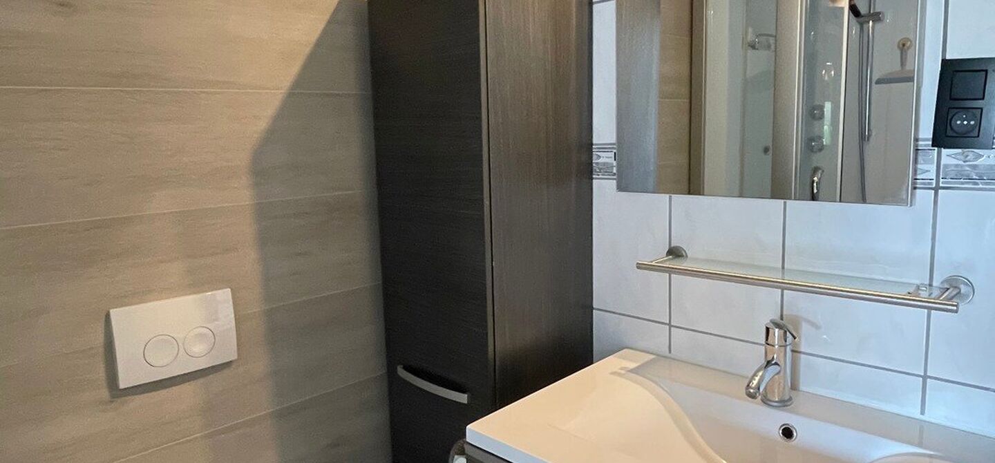 Gebouw voor gemengd gebruik te huur in Lanaken