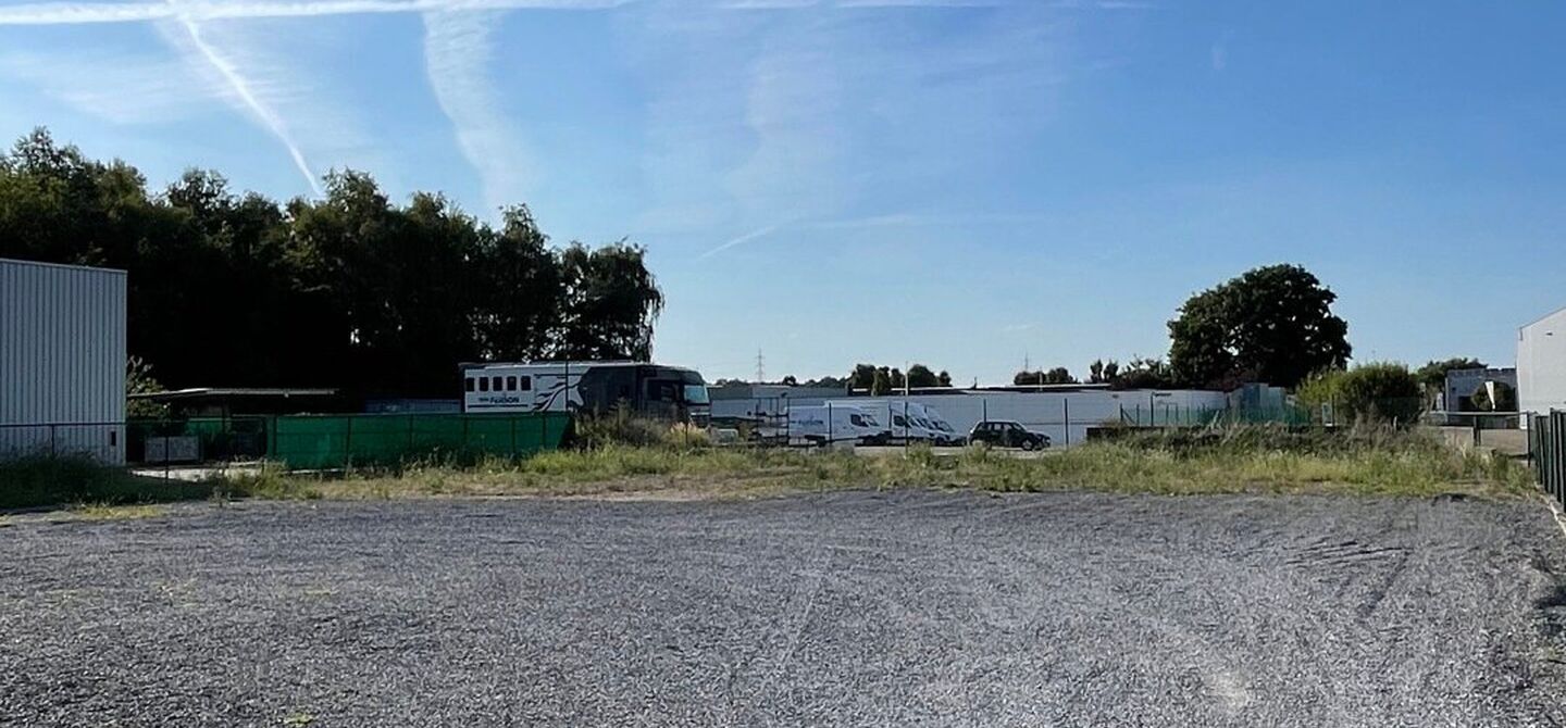 Gebouw voor gemengd gebruik te huur in Oudsbergen