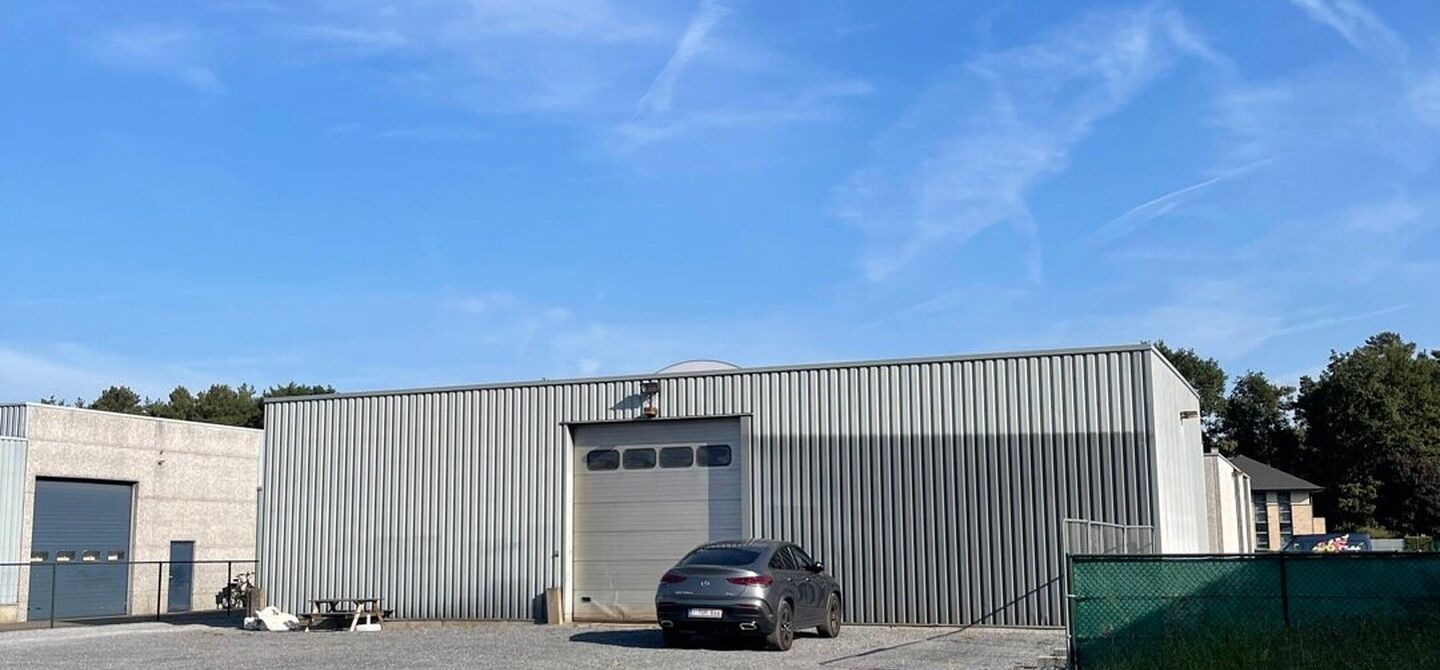 Gebouw voor gemengd gebruik te huur in Oudsbergen