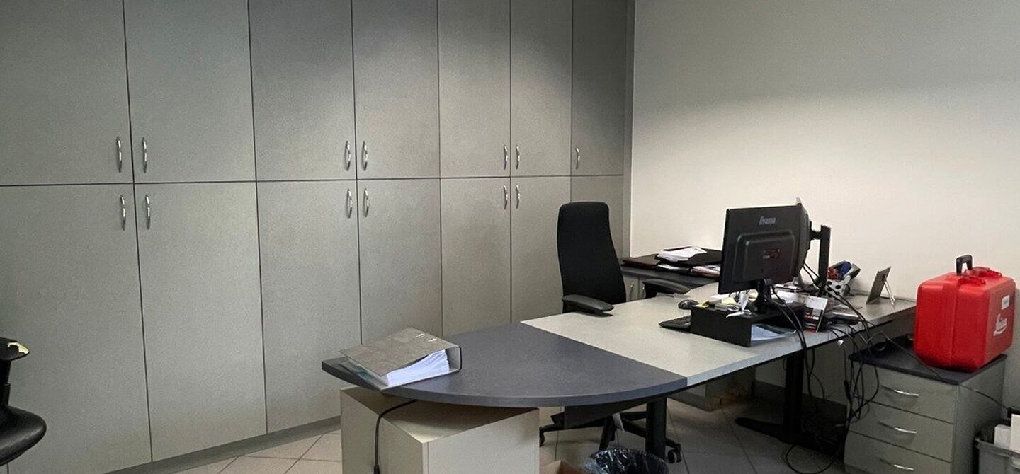 Gebouw voor gemengd gebruik te huur in Oudsbergen