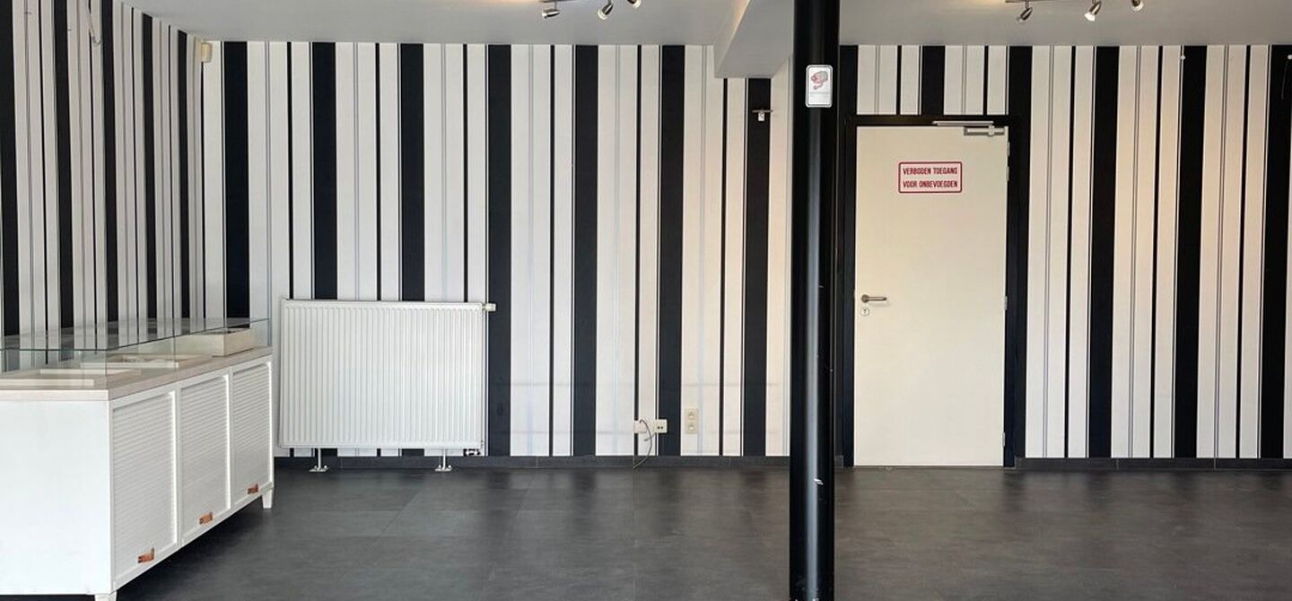 Gebouw voor gemengd gebruik te huur in Oudsbergen