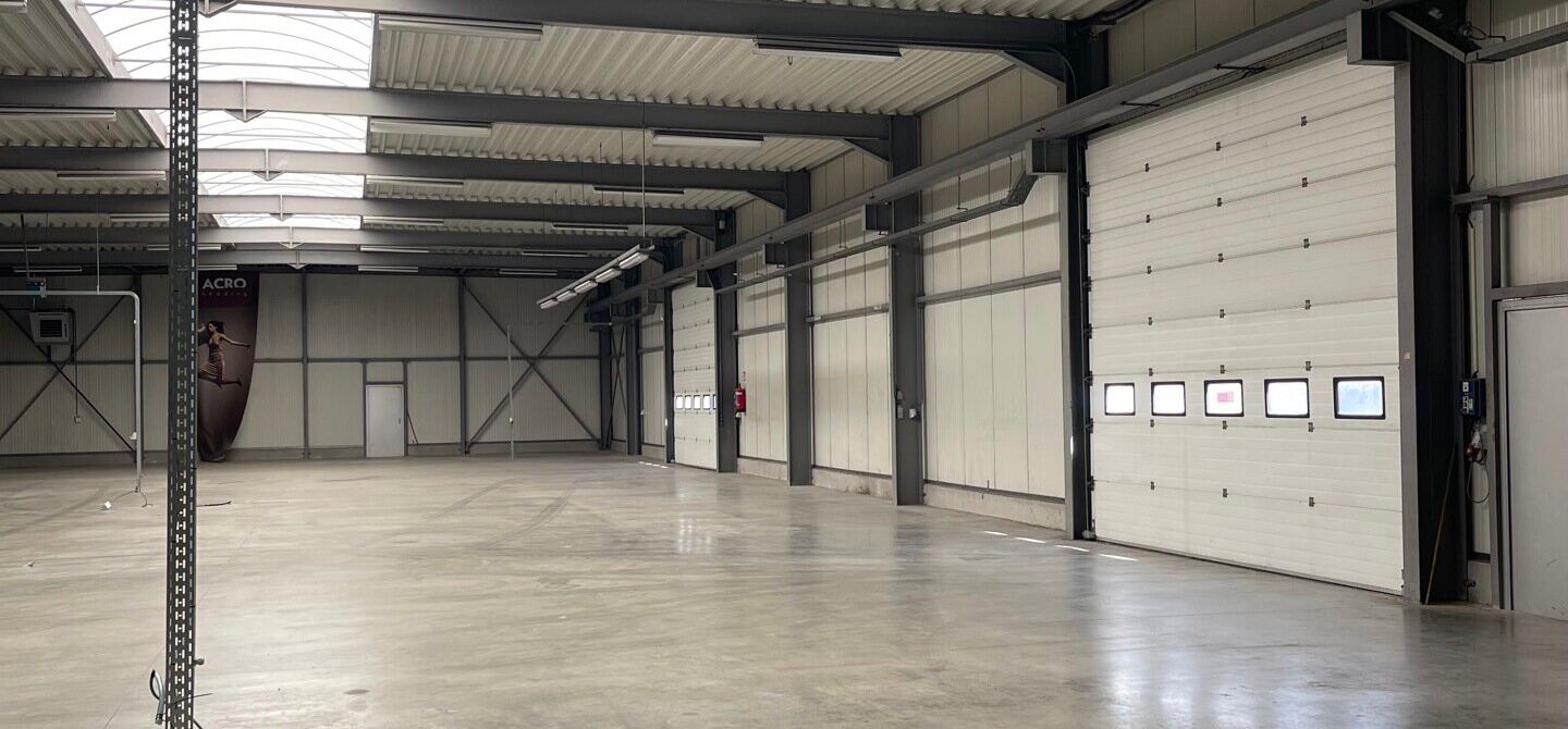 Gebouw voor gemengd gebruik te huur in Oudsbergen