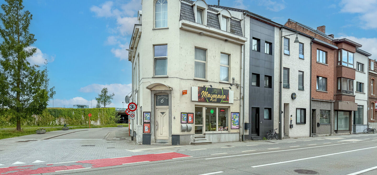 Gebouw voor gemengd gebruik te koop in Hasselt
