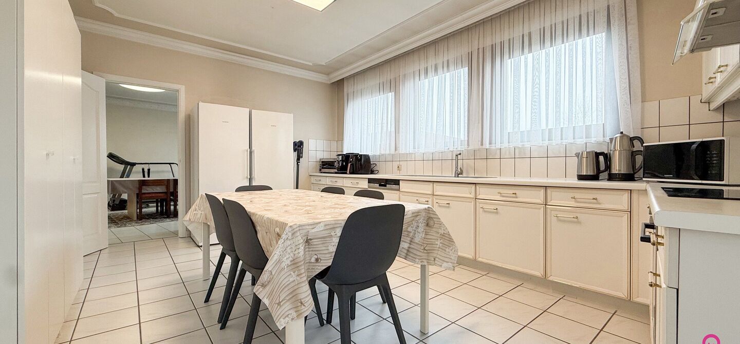 Gebouw voor gemengd gebruik te koop in Heusden-Zolder