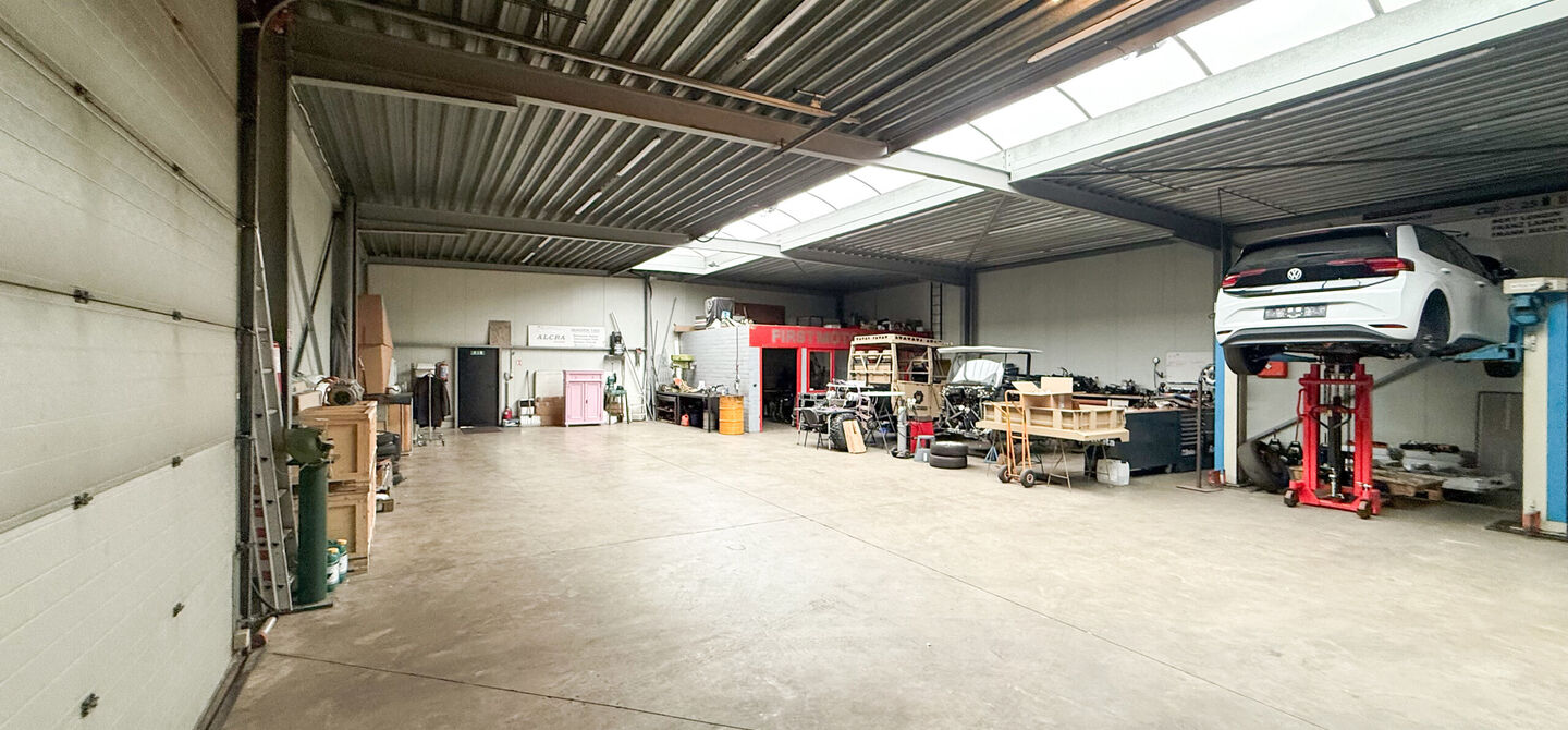 Gebouw voor gemengd gebruik te koop in Heusden-Zolder