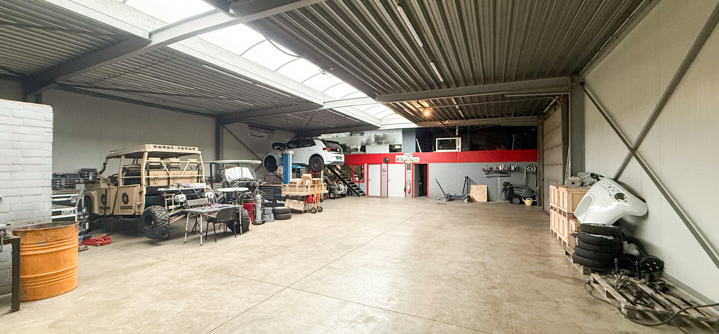Gebouw voor gemengd gebruik te koop in Heusden-Zolder
