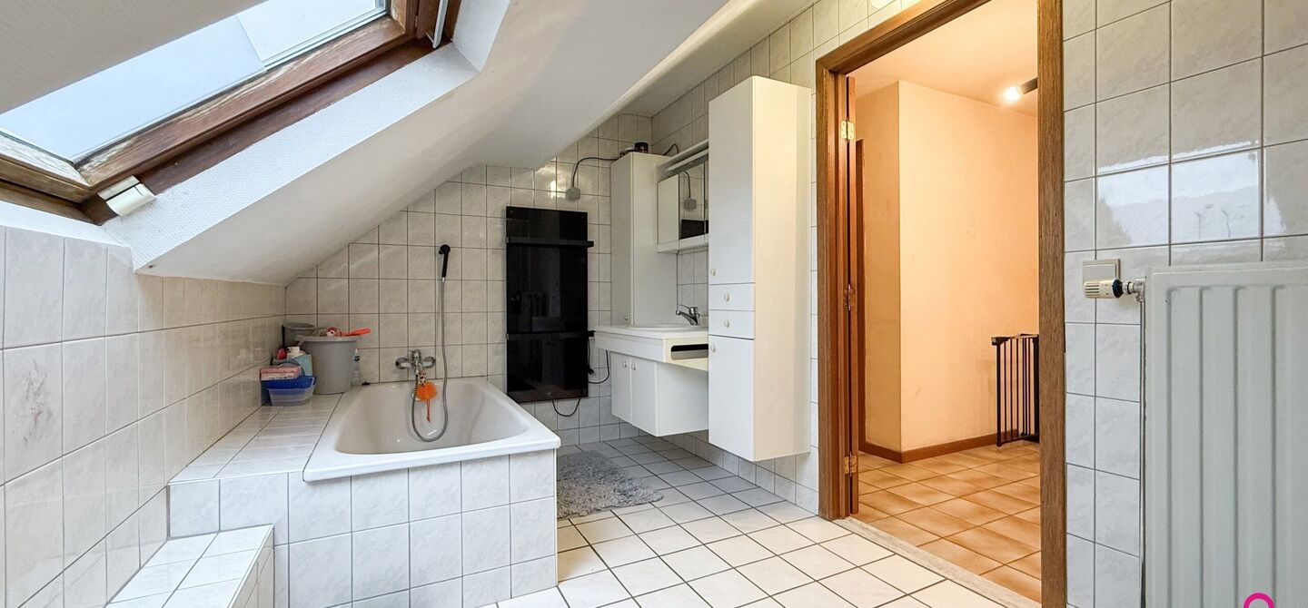 Gebouw voor gemengd gebruik te koop in Houthalen-Helchteren