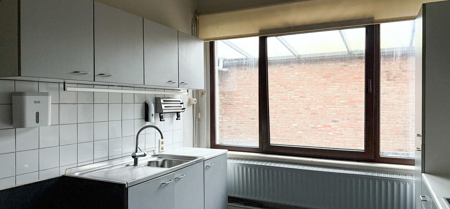 Gebouw voor gemengd gebruik te koop in Wellen