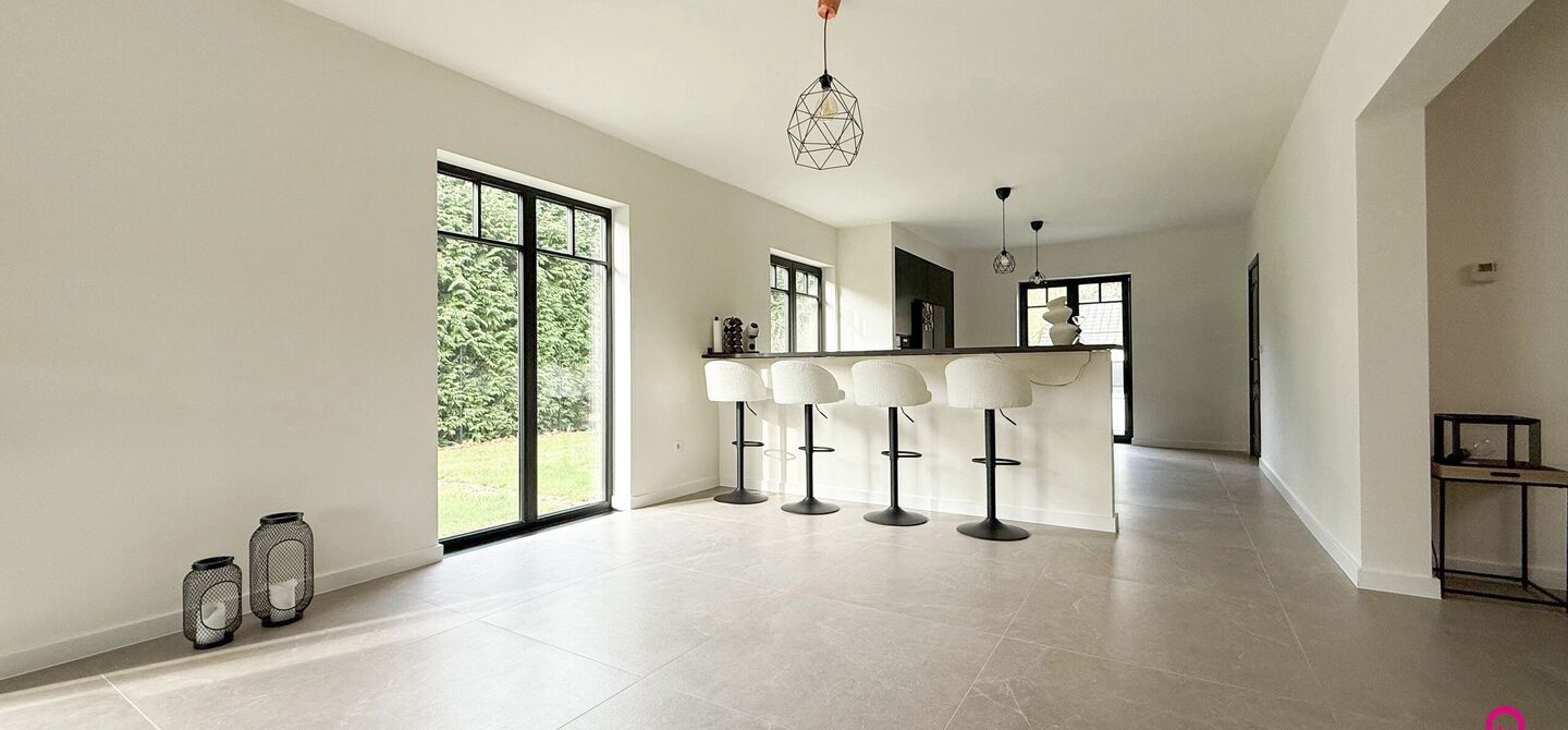 Gelijkvloerse woning te koop in Houthalen-Helchteren