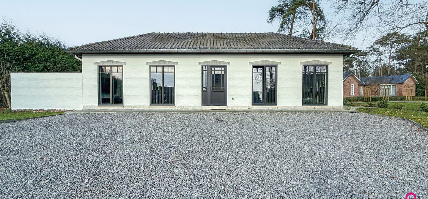 Gelijkvloerse woning te koop in Houthalen-Helchteren