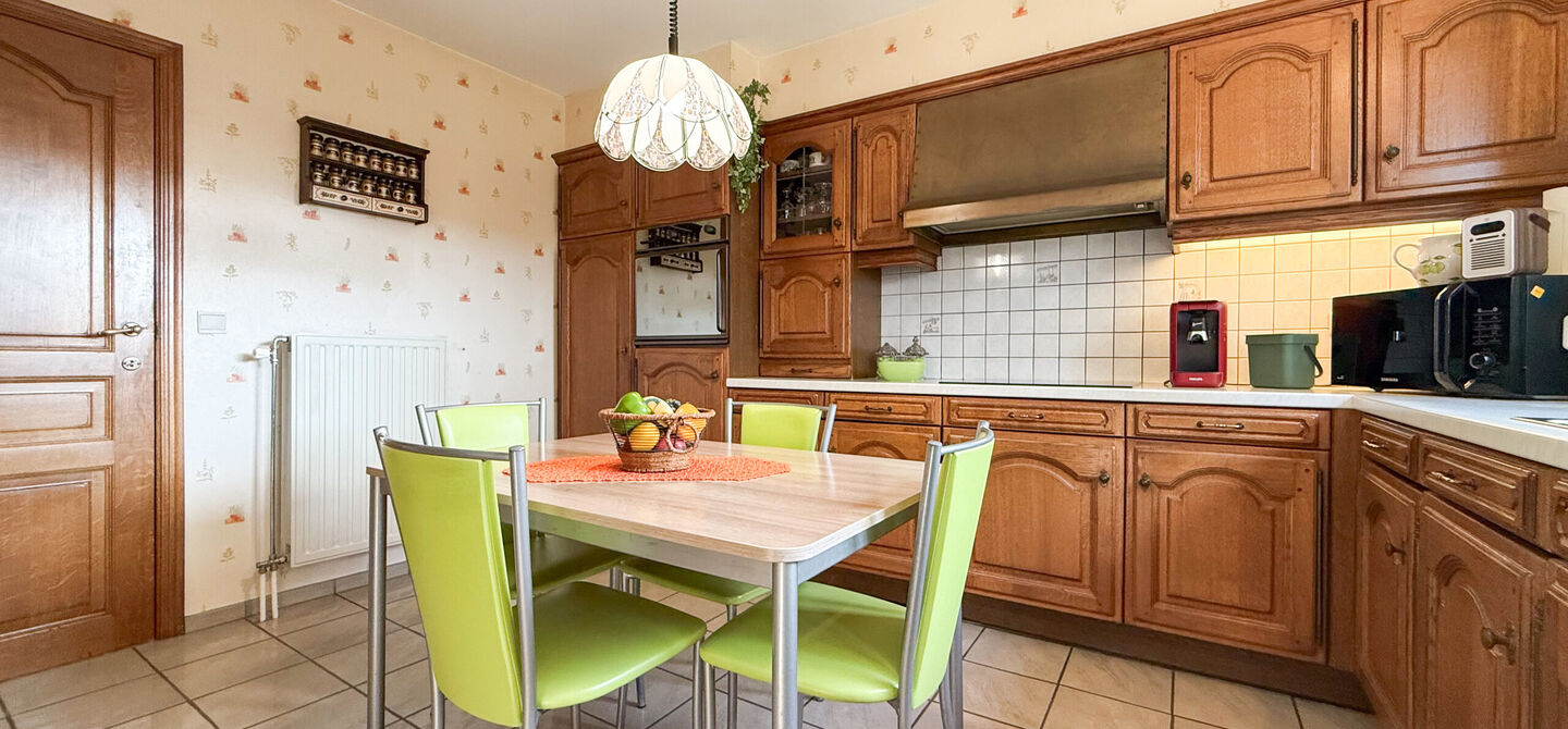 Bij ImmoFusion 7/7 &ldquo;open huis&rdquo; : klik op onze 3D-TOUR.
Ervaar vastgoed alsof je er zelf doorloopt!

Welkom in deze charmante open bebouwing, rustig gelegen in een aangename woonwijk te Heusden-Zolder. Deze instapklare woning combineert ruimte, comfort