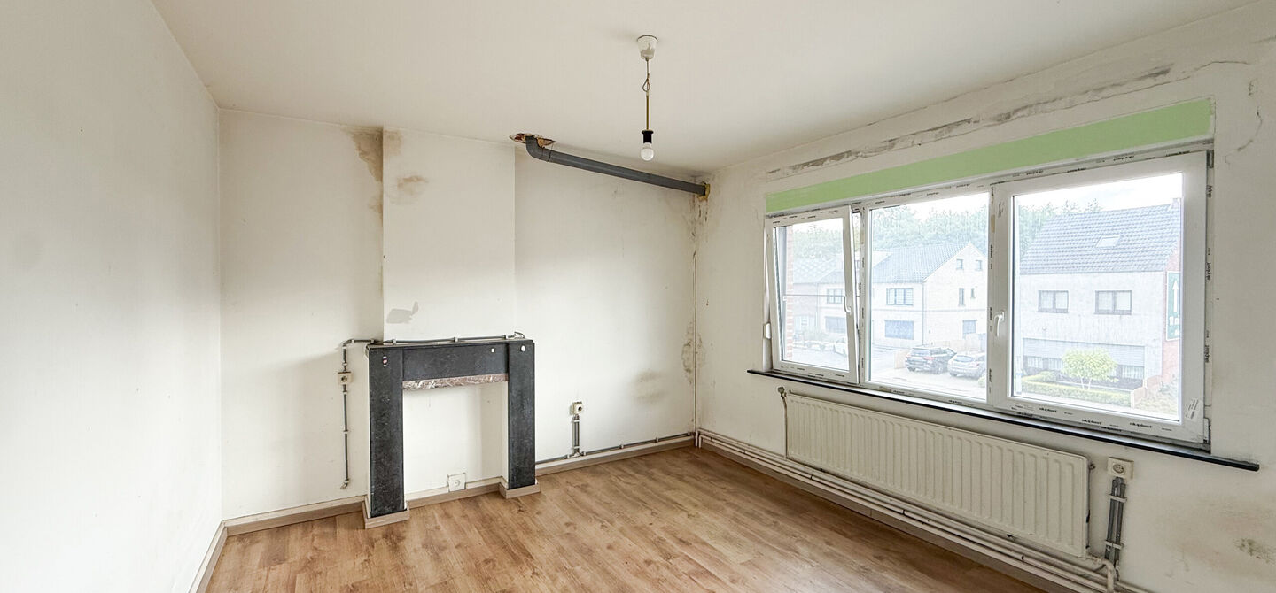 Bij ImmoFusion 7/7 “open huis” : klik op onze 3D-TOUR.
Ervaar vastgoed alsof je er zelf doorloopt!
Bent u op zoek naar een eigendom waar wonen en werken perfect gecombineerd kunnen worden? Dan is deze veelzijdige handelswoning aan de Koolmijnlaan 384