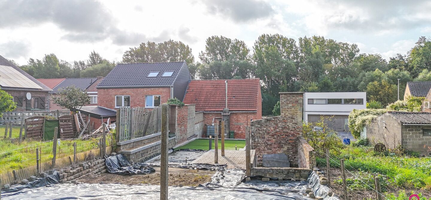 Charmant renovatieproject met tuin in landelijk Heers