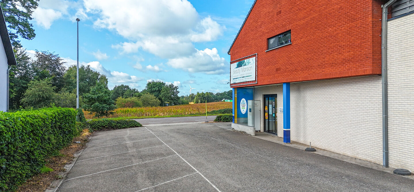 Individuele handelszaak te huur in Heusden-Zolder