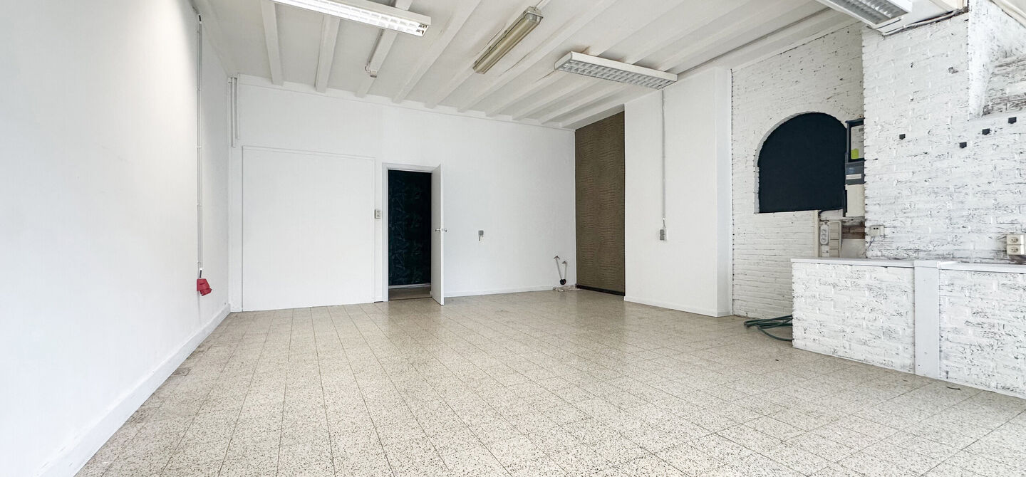 Individuele handelszaak te huur in Zonhoven