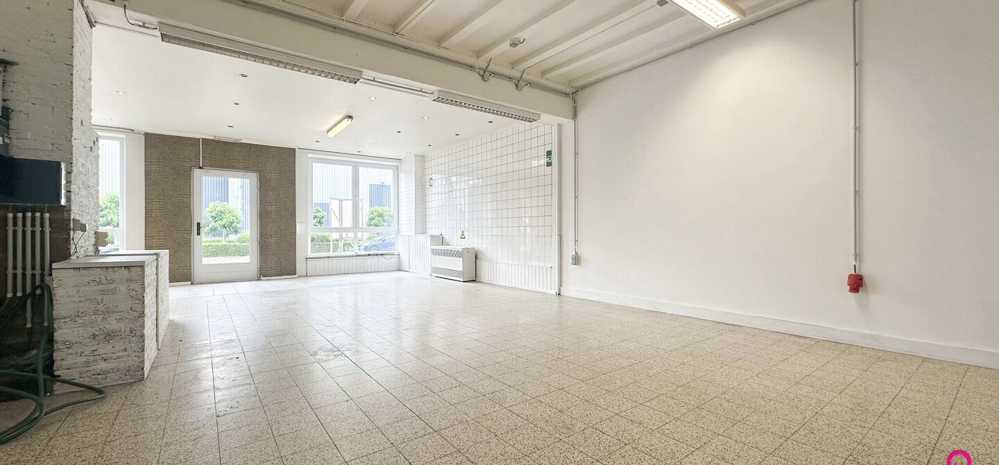 Individuele handelszaak te huur in Zonhoven